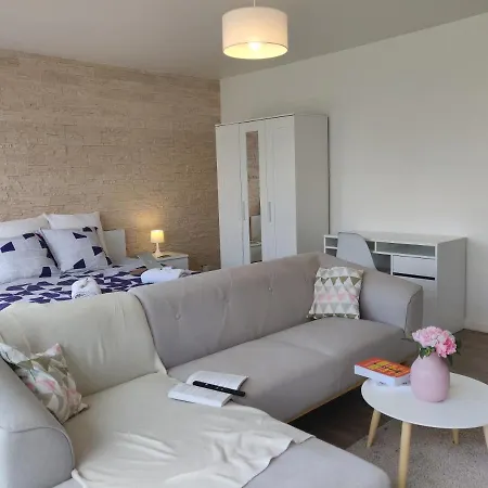 Old Appart'homecity - Grand Prieure - 1 A 3 Apartment *