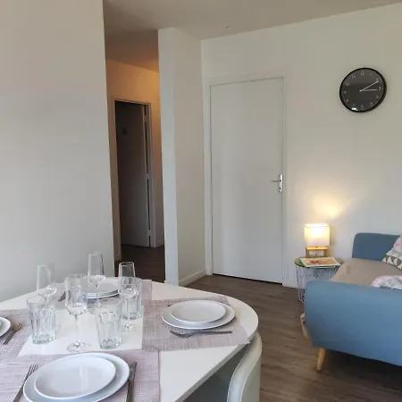 Old Appart'homecity - Grand Prieure - 1 A 3 Apartment *